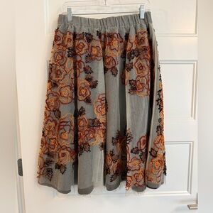 Not So Serious Embroidered Floral Blue Gray Tulle Skirt, S